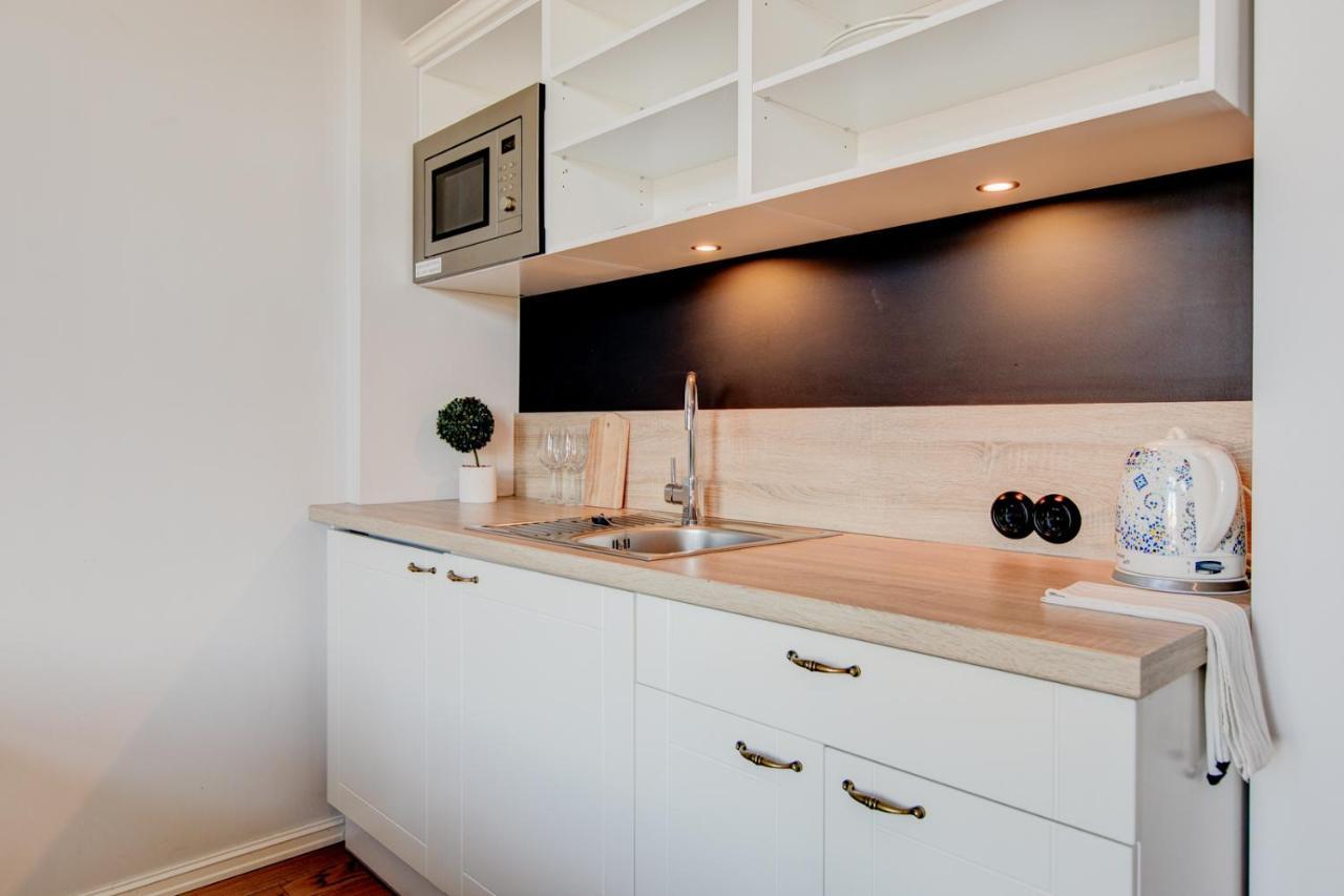 Stylish Studio In Perfect Location, 24H Reception Apartment Tallinn Exterior photo