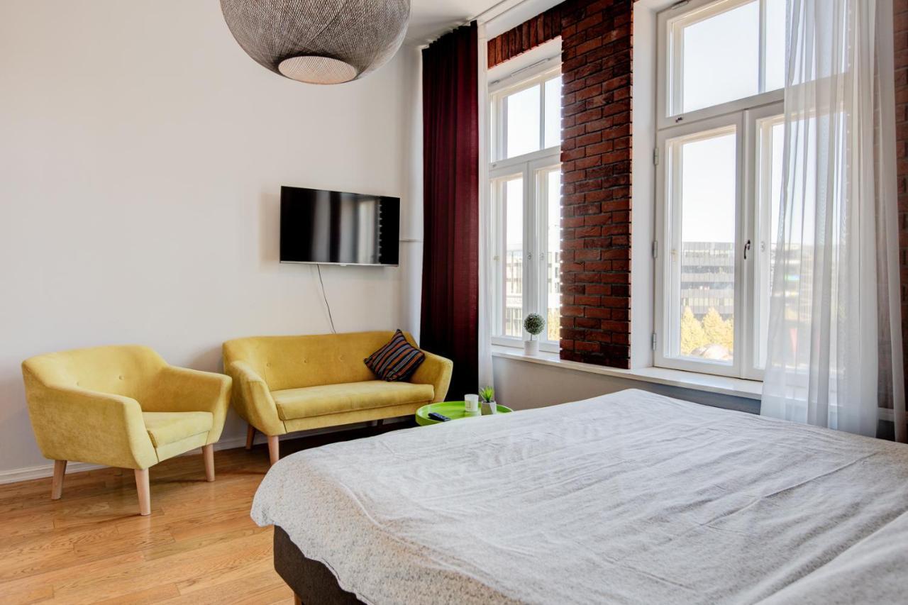 Stylish Studio In Perfect Location, 24H Reception Apartment Tallinn Exterior photo